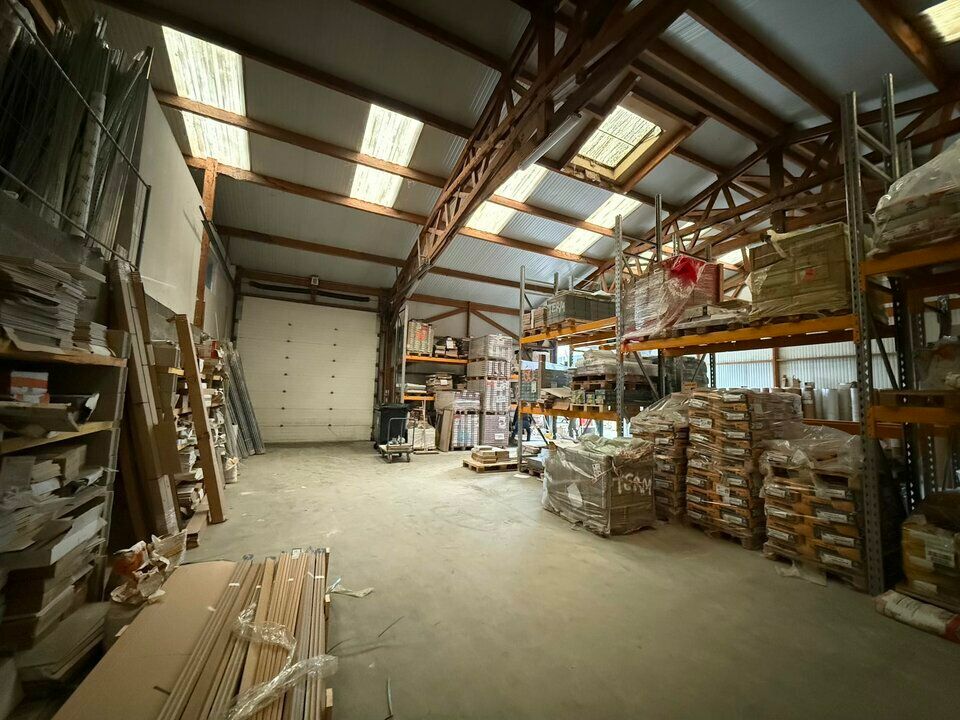 LOCAL D'ACTIVITE - ENTREPOT A LOUER