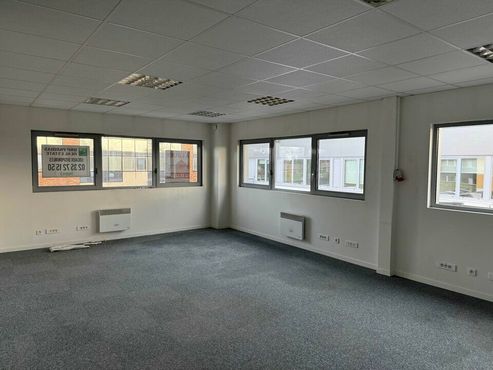 A LOUER - BUREAUX - MONT-SAINT-AIGNAN 