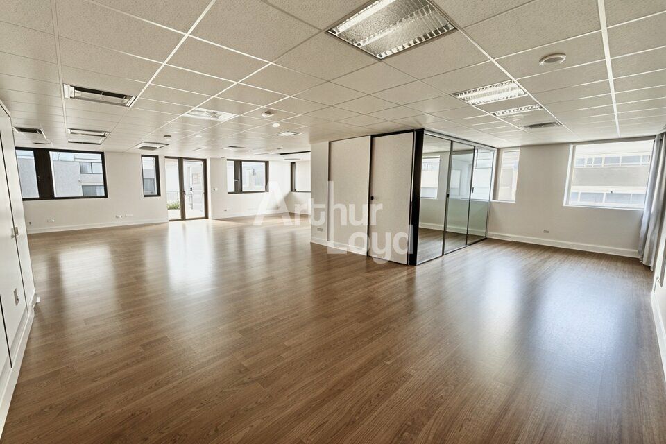 Location bureaux 145 m² non divisibles