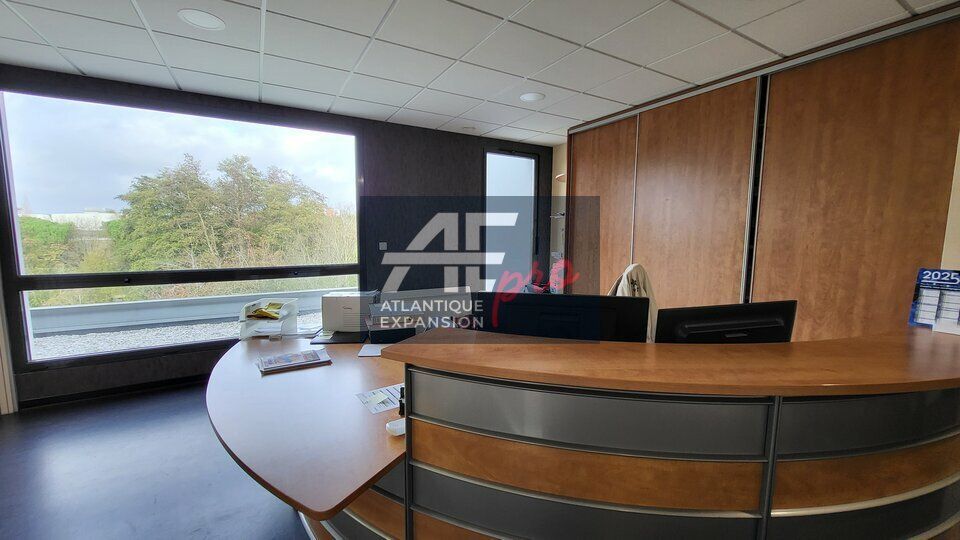 A LOUER PLATEAU DE BUREAU DE 376 M²  