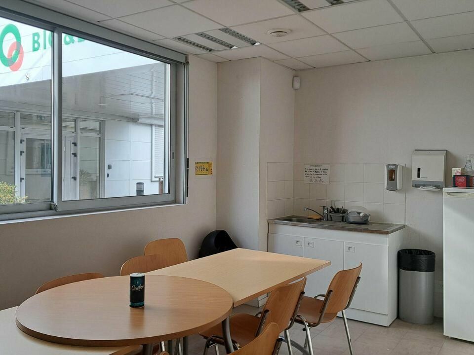 Laboratoire de 37 m² à louer à Créteil (94)