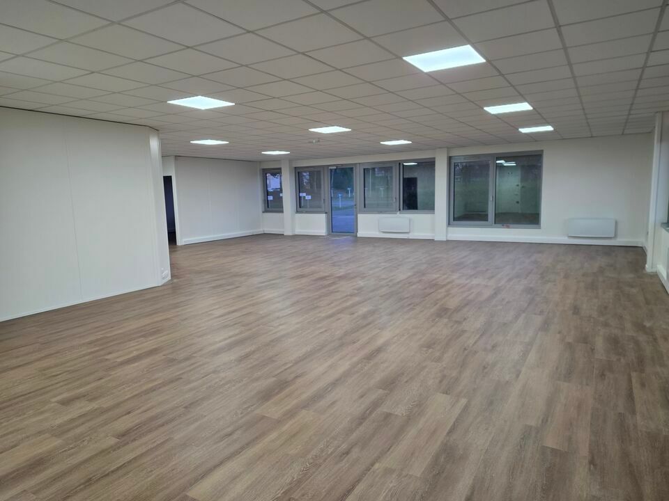 PARC DE LA VATINE - REFAIT A NEUF - PMR - SEMI CLOISONNE.