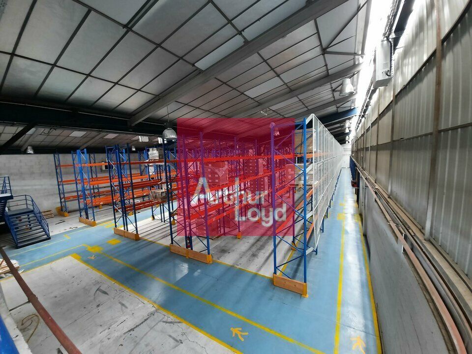 COURNON ZI A LOUER ENTREPOT  4 846 M²