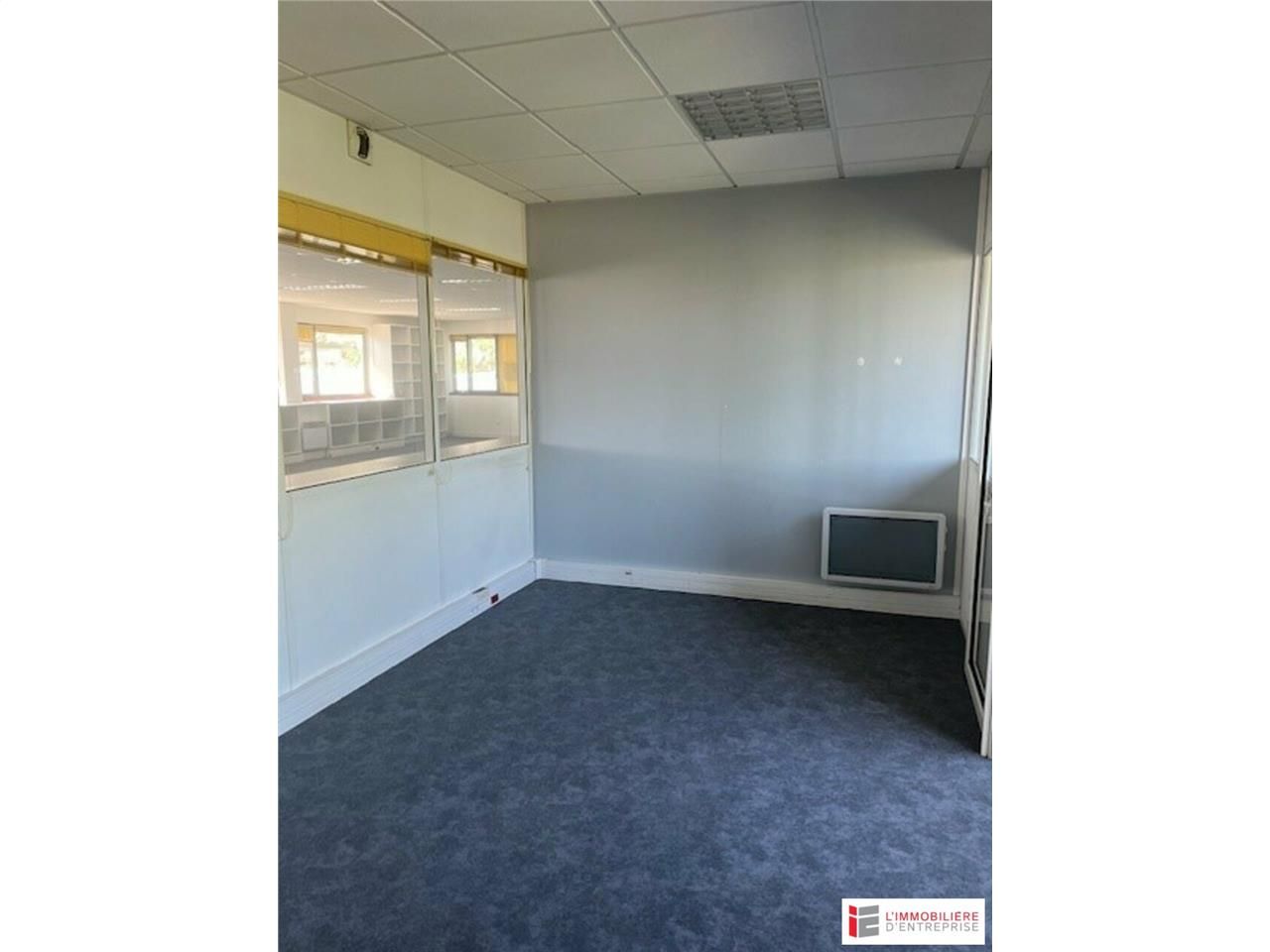 A  VENDRE - BUREAUX 220m2 - BREST PORT DE COMMERCE 