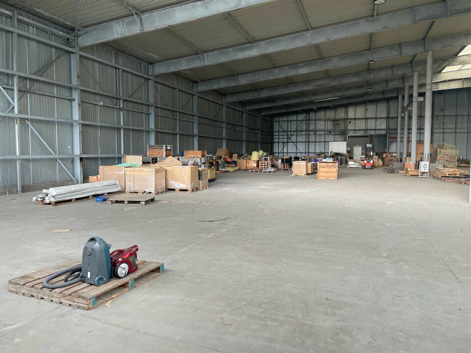 A LOUER- ENTREPOT 1500m2 - PORT DE BREST