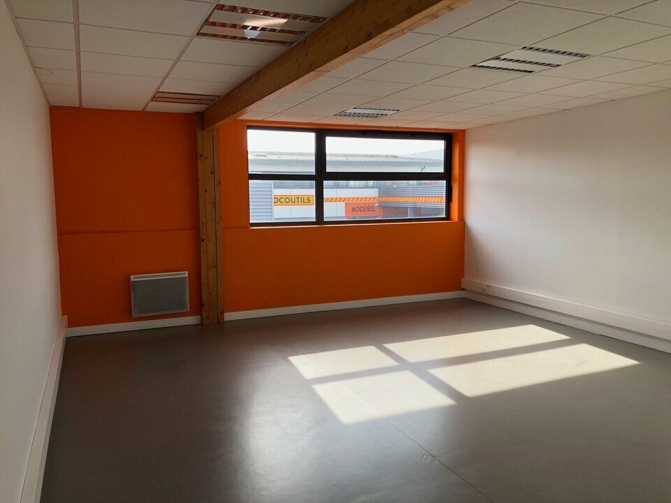 Location bureaux 90 m² non divisibles