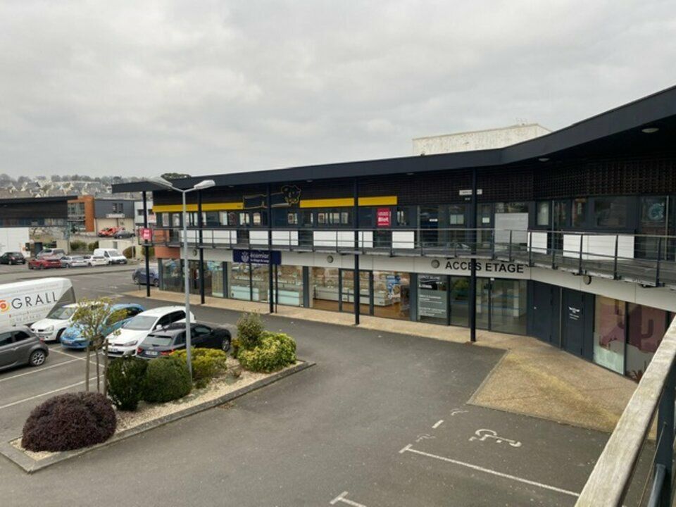 Location bureaux 755 m² divisibles à partir de 300 m²