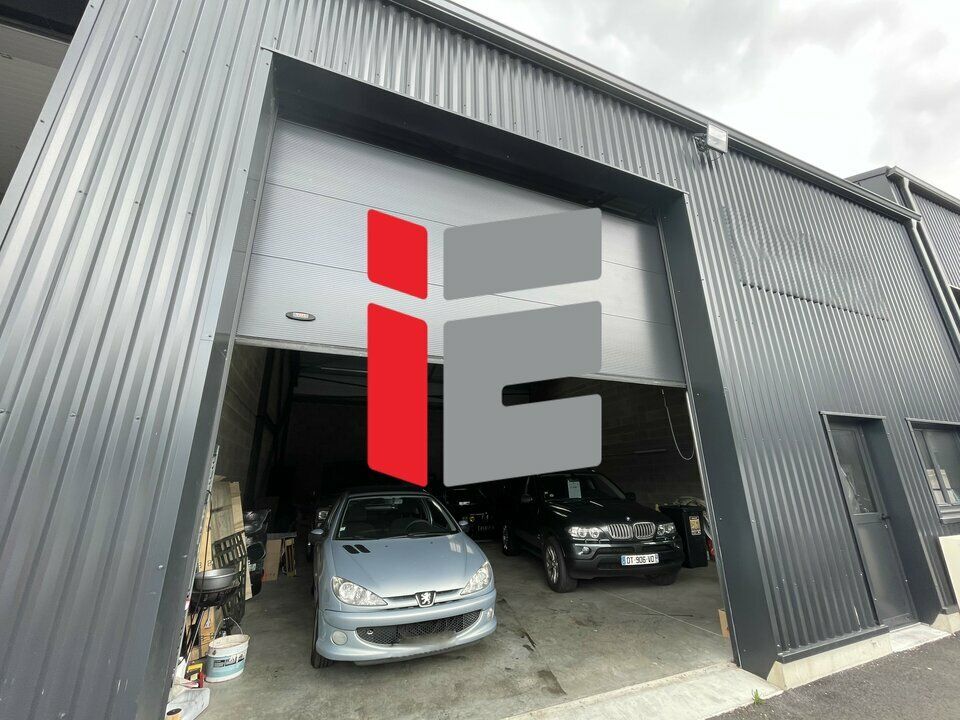 Location local d''activites 125 m² non divisibles