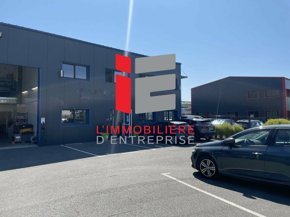 Location local d''activites 590 m² non divisibles
