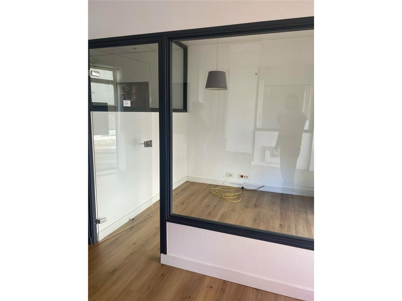 LOCAL PROCHE CENTRE - 2 PLACES DE STATIONNEMENT