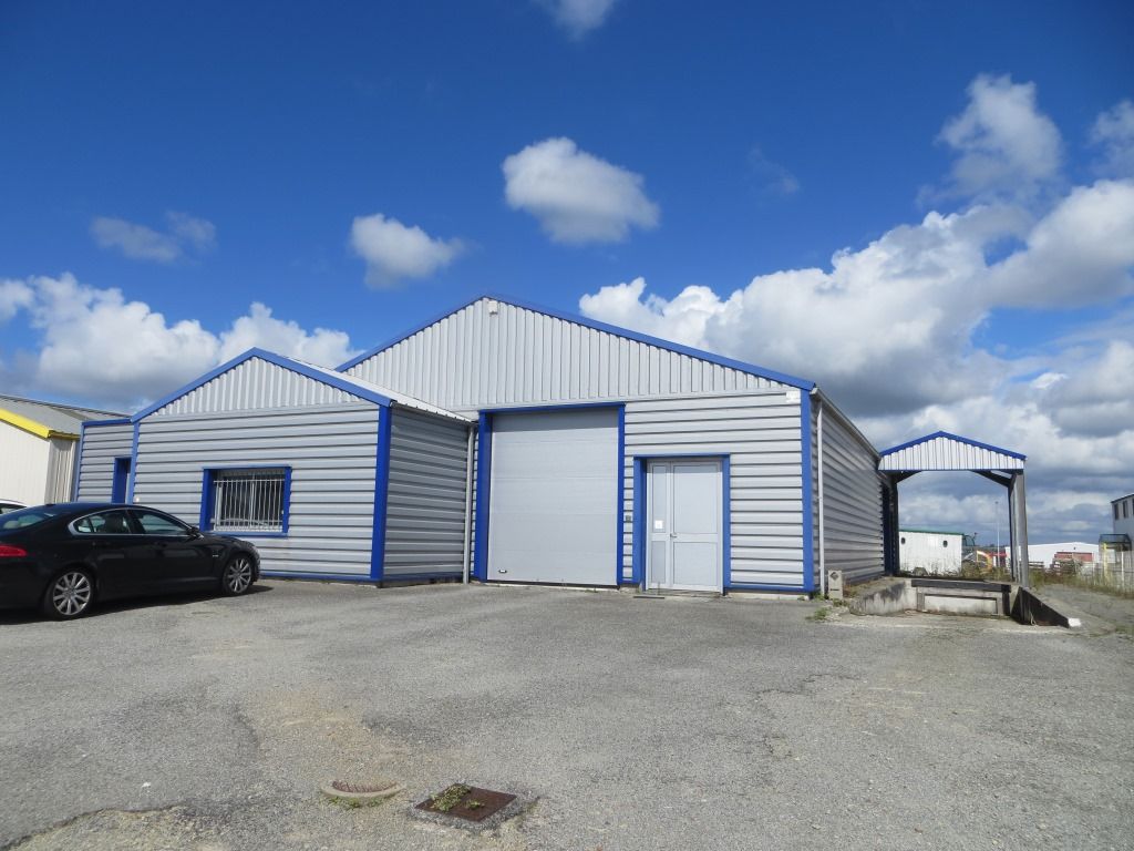 Location local d''activites 359 m² non divisibles