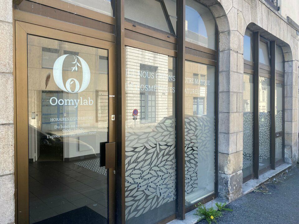 Location local commercial 127 m² non divisibles