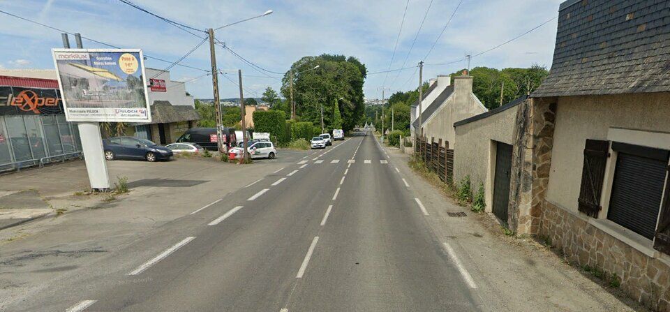 Location local d''activites 150 m² non divisibles