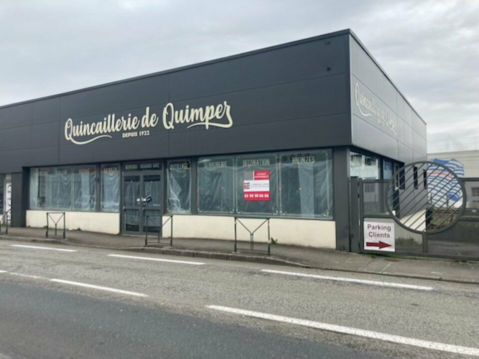 Location local commercial 390 m² non divisibles