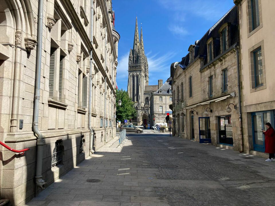 Location local commercial 120 m² non divisibles