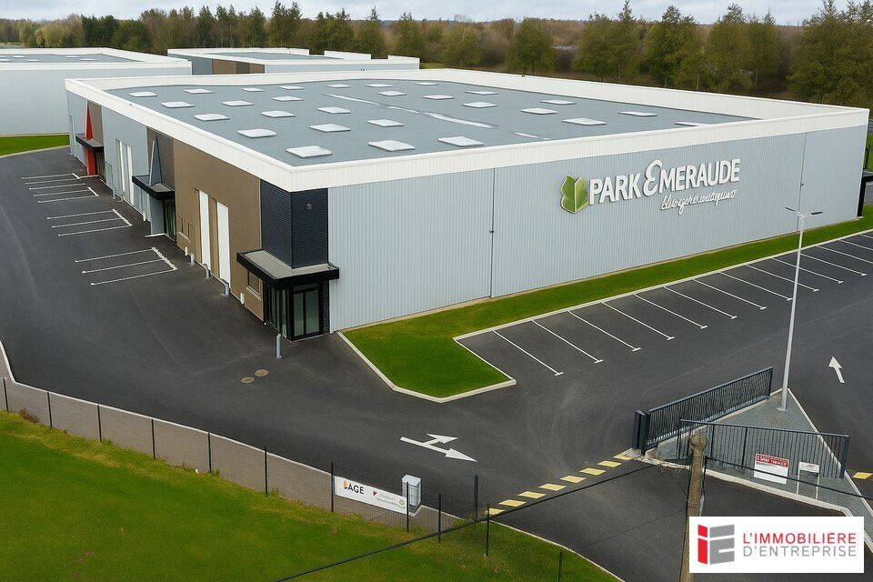 Location local d''activites 200 m² non divisibles