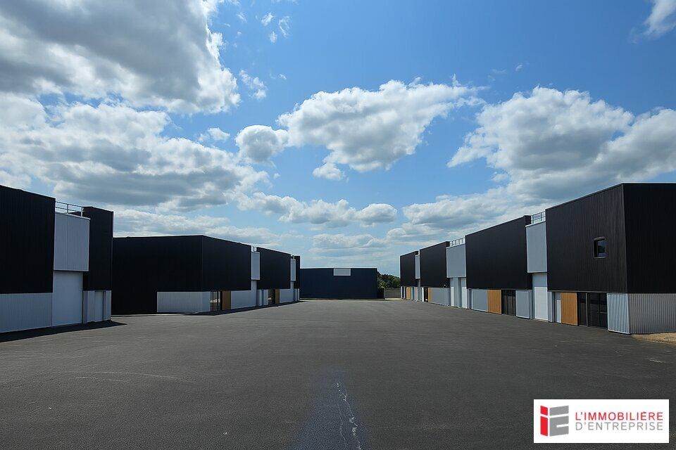 Location local d''activites 300 m² non divisibles