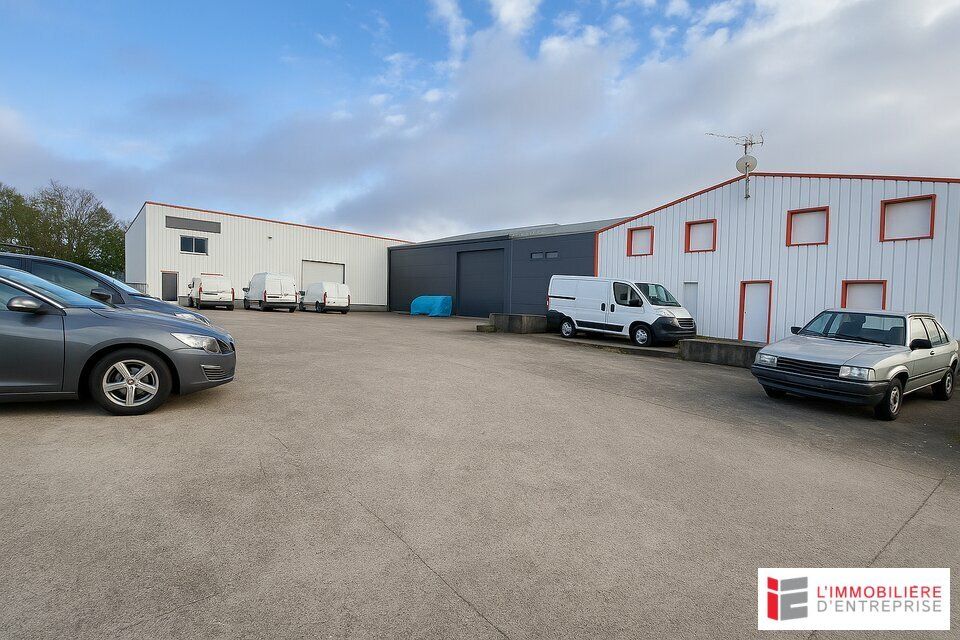 Location local d''activites 1400 m² non divisibles