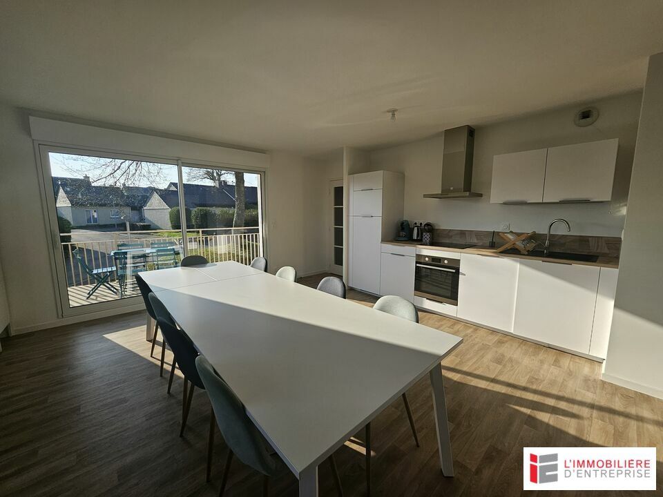 LOCATION – BUREAUX – 67 M² – MELESSE