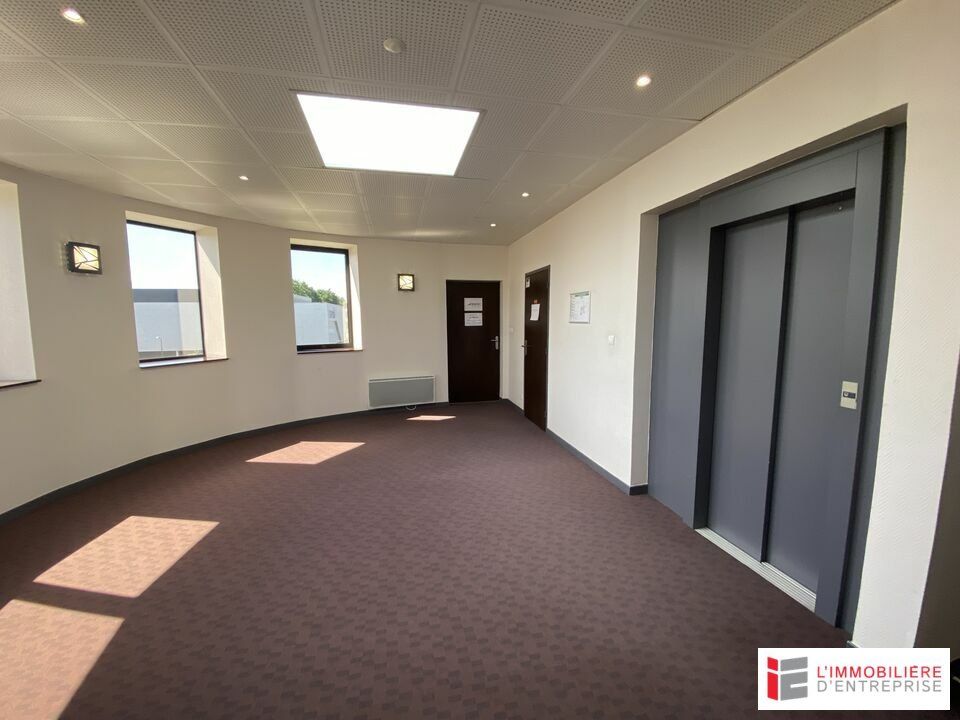 Location bureaux 85 m² non divisibles