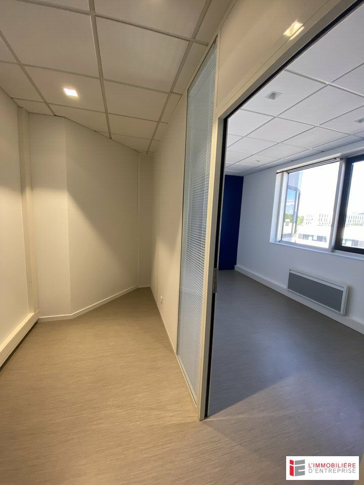 LOCATION – BUREAUX – 85 m² – SAINT-GRÉGOIRE