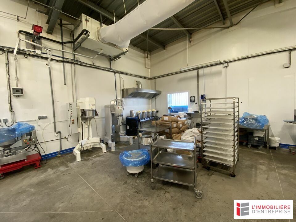 LOCATION – CELLULE D'ACTIVITÉ/LABORATOIRE – 500 M² – SAINT-JACQUES-DE-LA-LANDE