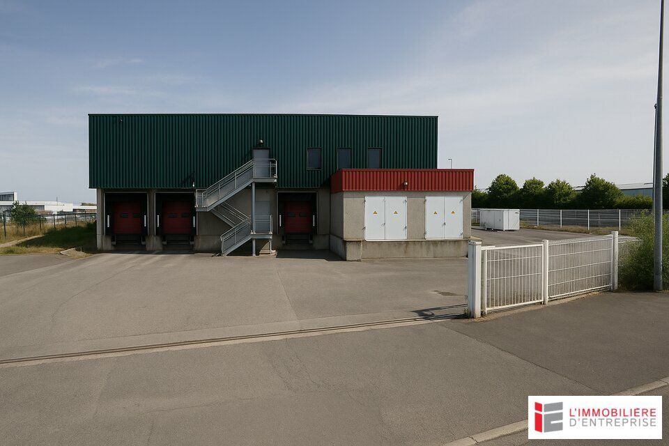 Location local d''activites 400 m² non divisibles