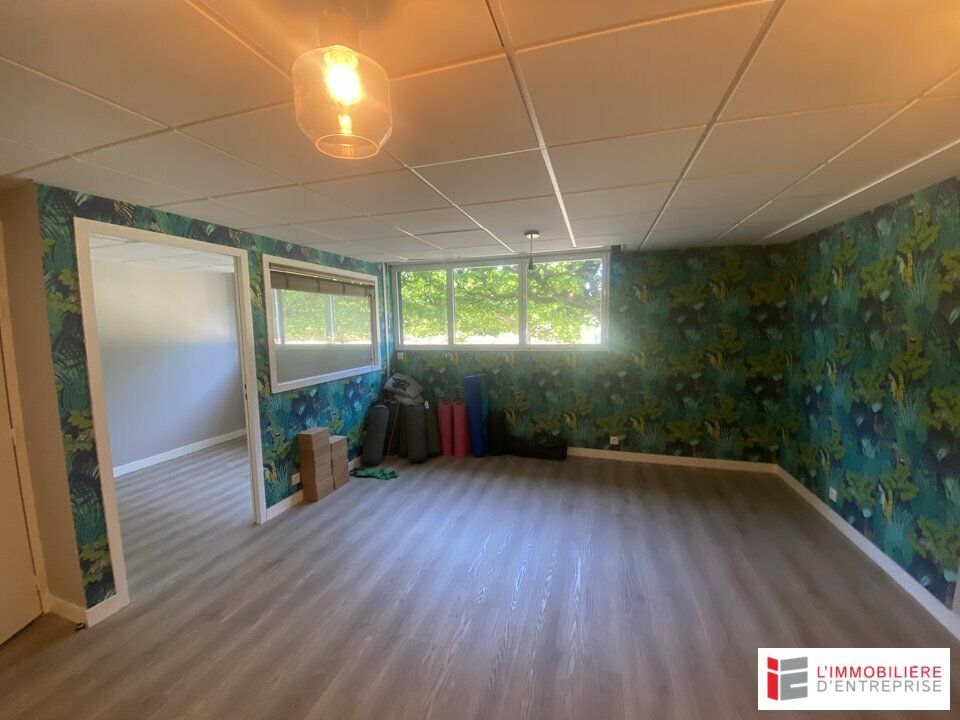 LOCAL COMMERCIAL - LOCATION - 40 m² - SAINT MALO