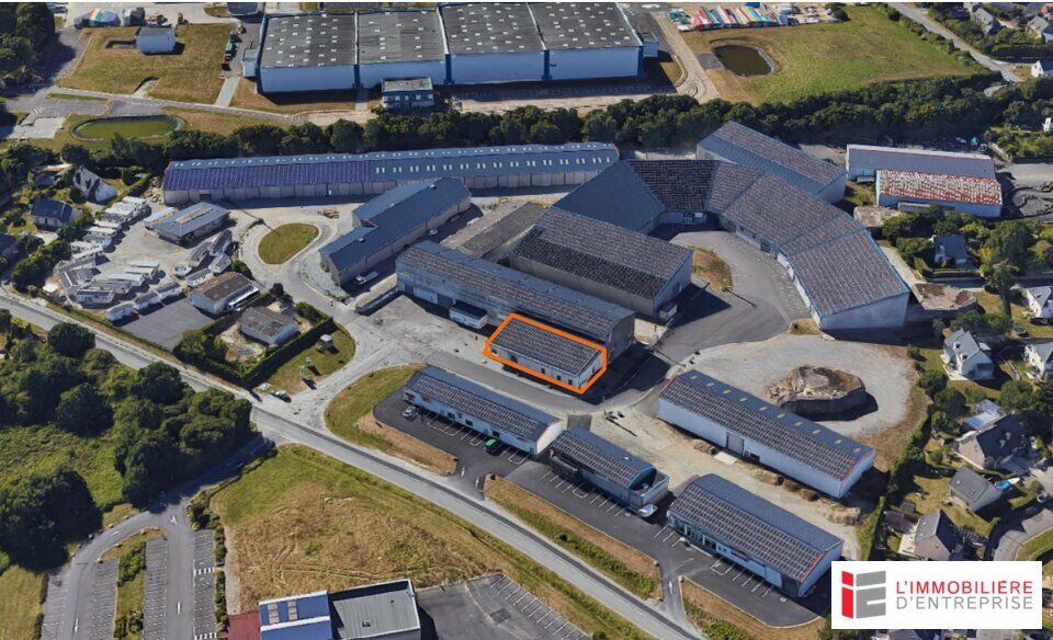 Location local d''activites 440 m² non divisibles