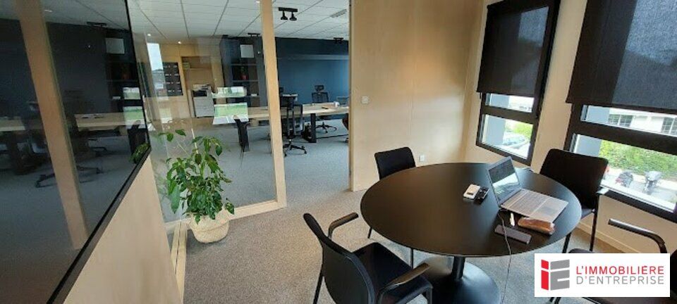 Vente bureaux 150.97 m² non divisibles