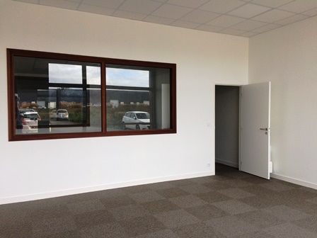 Location bureaux 65 m² non divisibles