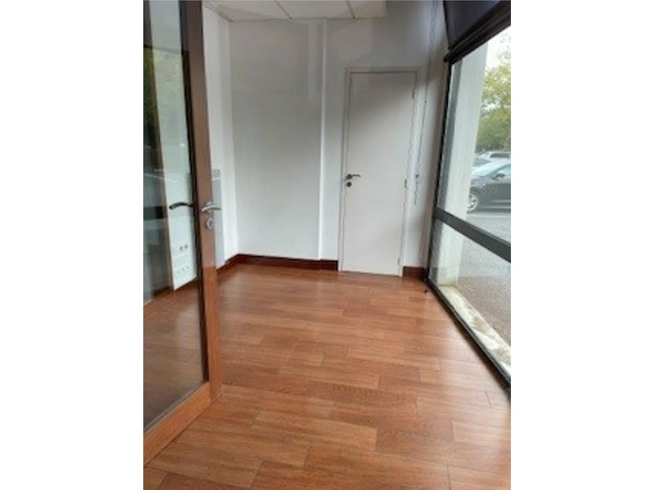 Location bureaux 80 m² non divisibles