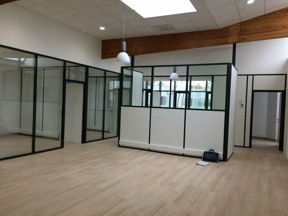 Location bureaux 250 m² divisibles à partir de 200 m²