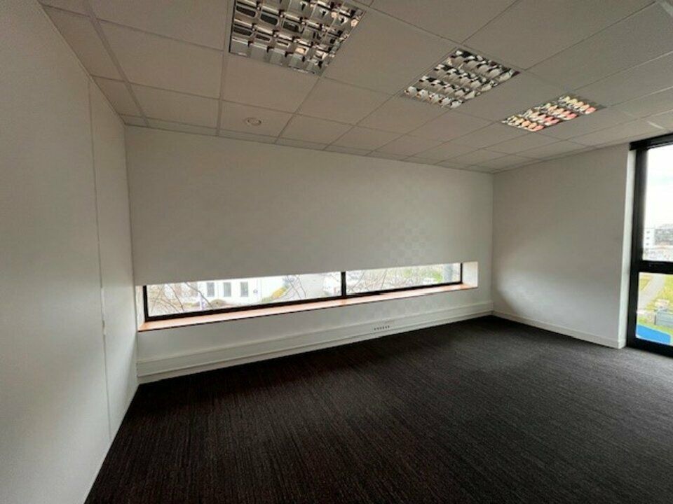 A LOUER - BUREAUX - VANNES