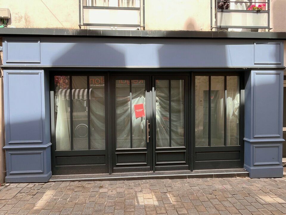 Location local commercial 125 m² non divisibles