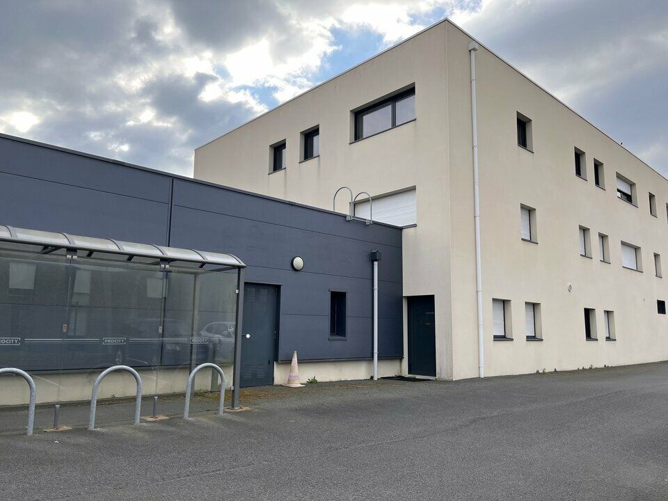 Location bureaux 565 m² divisibles à partir de 255 m²