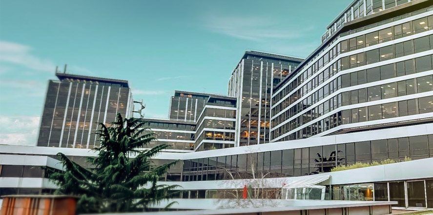 Location bureaux 335 m² à Saint-Cloud