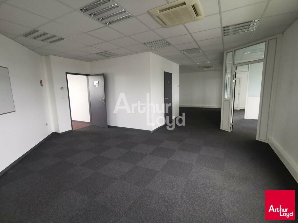 Location bureaux 85 m² non divisibles