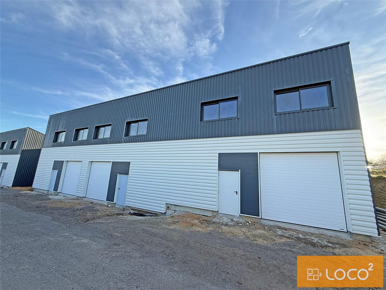 Location local 138.00 m² à DREMIL LAFAGE