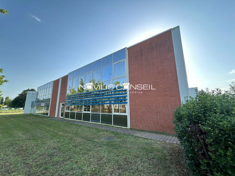 Location bureaux 160 m² non divisibles