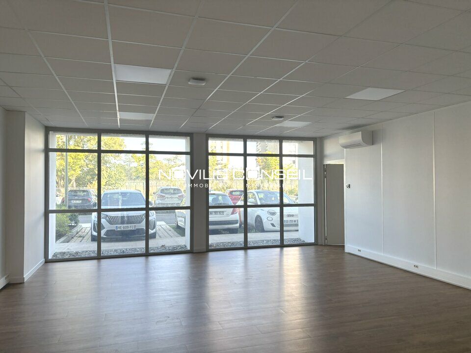 Location bureau - 446 m²