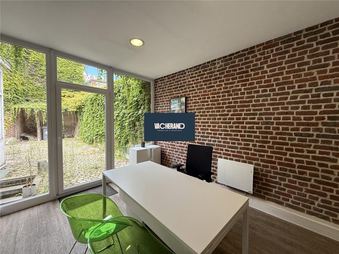 Location local commercial 154 m² à Lille