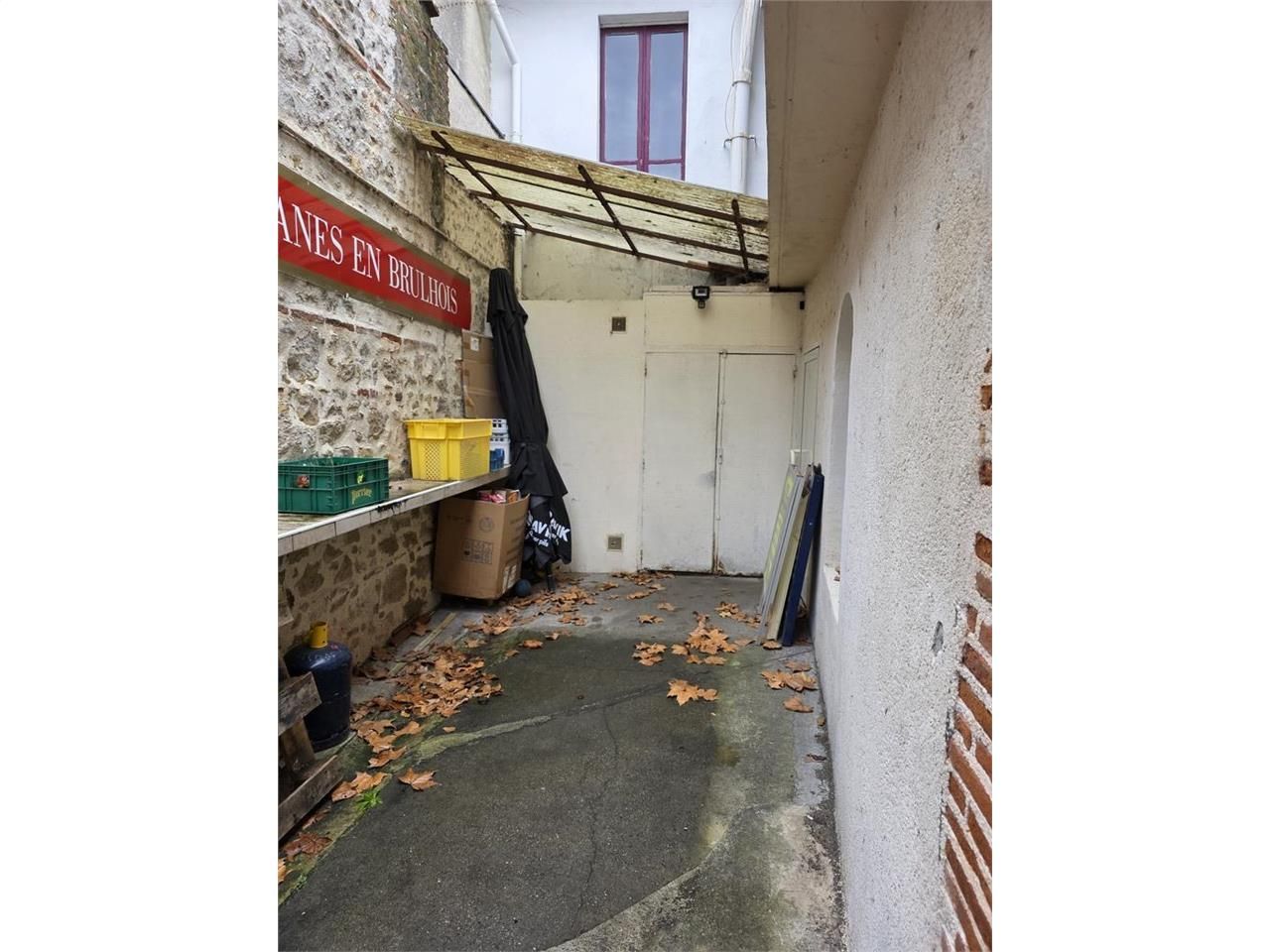 Vente fonds de commerce 150 m² à CAUDECOSTE