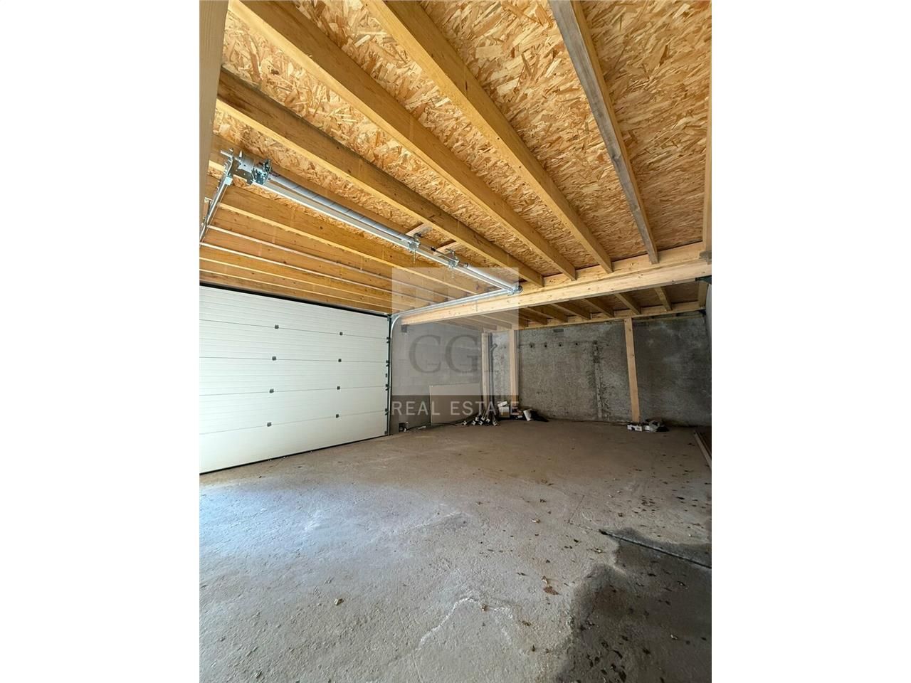 À VENDRE – LOCAL D'ACTIVITÉS NEUF DE 120 m² – FRANCHEVILLE