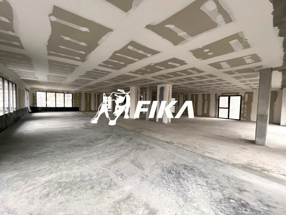 Vente bureaux 234 m² non divisibles