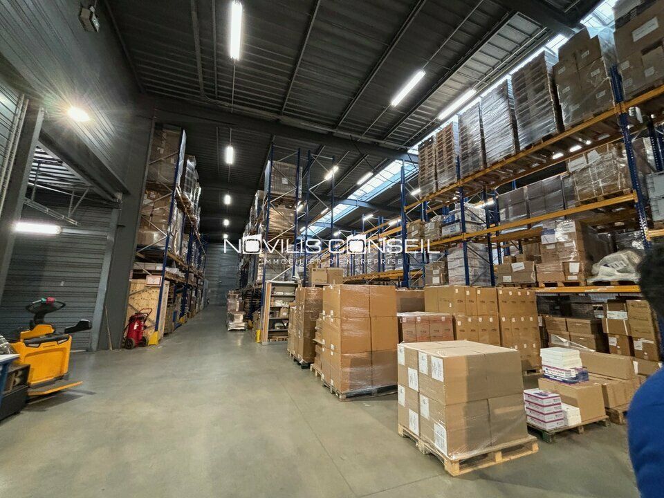 Location activité/entrepôt - 1022 m²