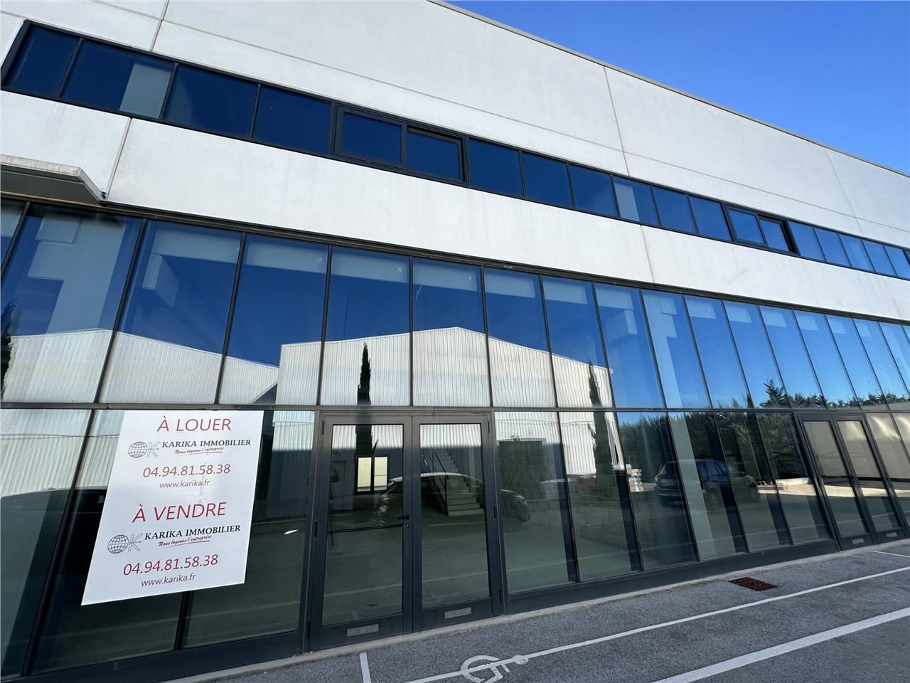 Vente local commercial 290 m² à Puget-sur-Argens