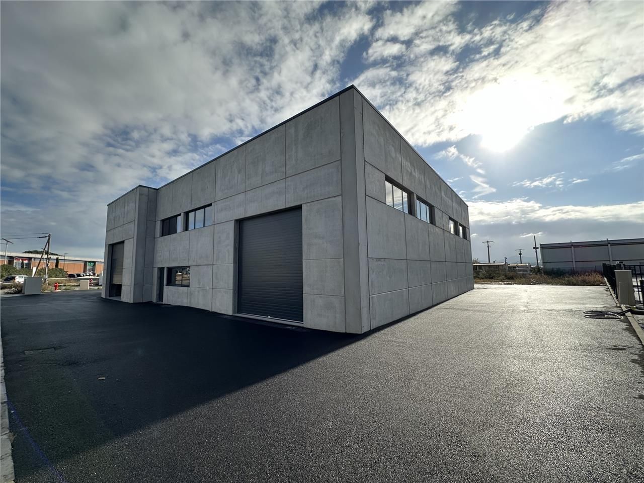 Vente local 500 m² à Puget-sur-Argens