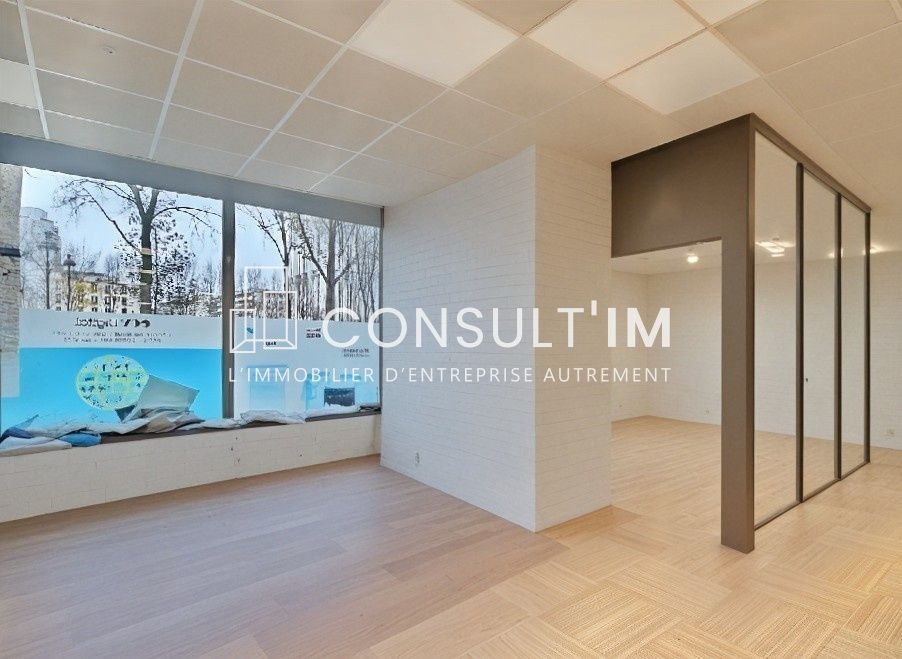 Location local commercial 600 m² non divisibles