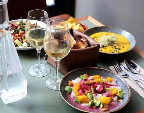 Vente local commercial 230.00 m² à SAINT MEDARD EN JALLES